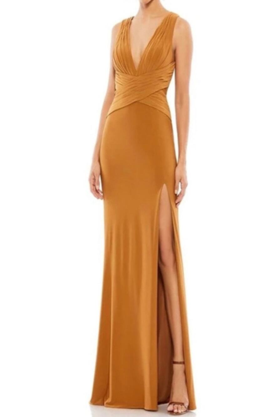 Ieena for Mac Duggal Gold Jersey Crisscross Ruched V-Neck Slit Gown Size 4